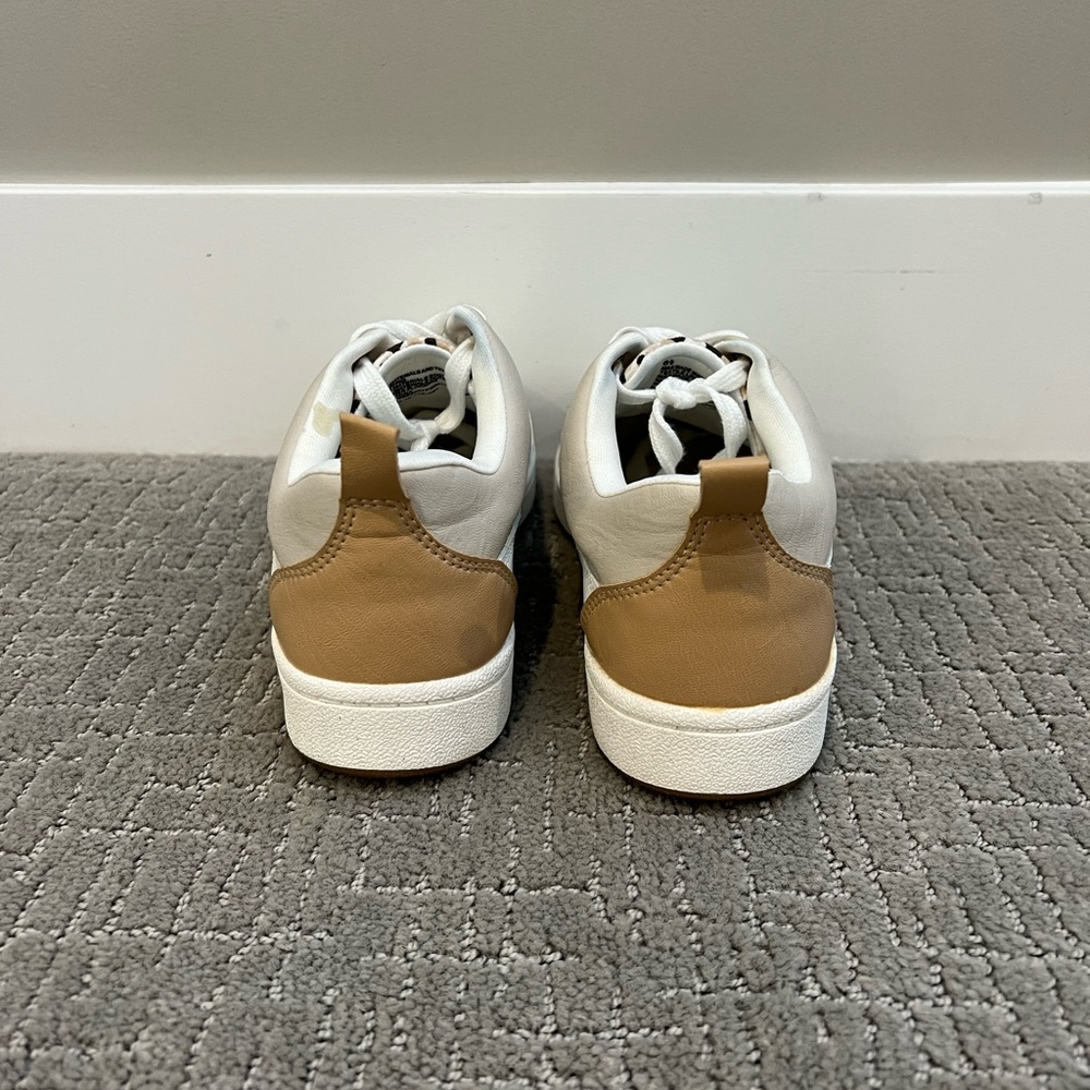 Universal Thread Leopard Shoe - Picture 2 of 7